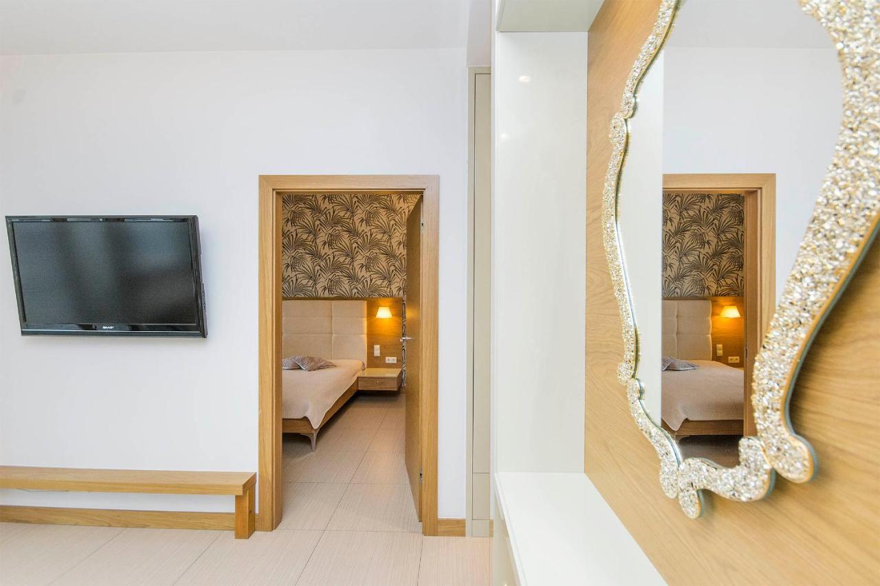 Waniliowy - Neptun Park By Oneapartments Gdansk Ngoại thất bức ảnh
