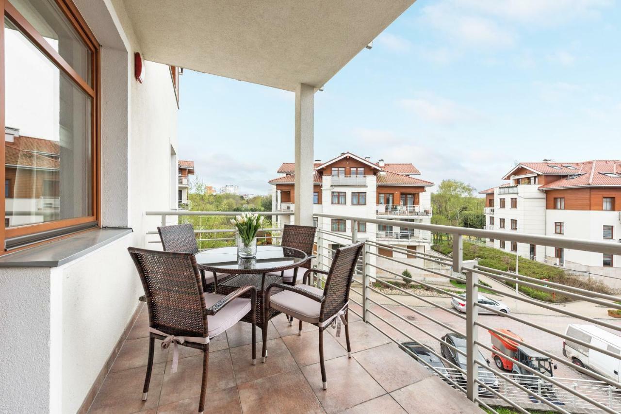 Waniliowy - Neptun Park By Oneapartments Gdansk Ngoại thất bức ảnh